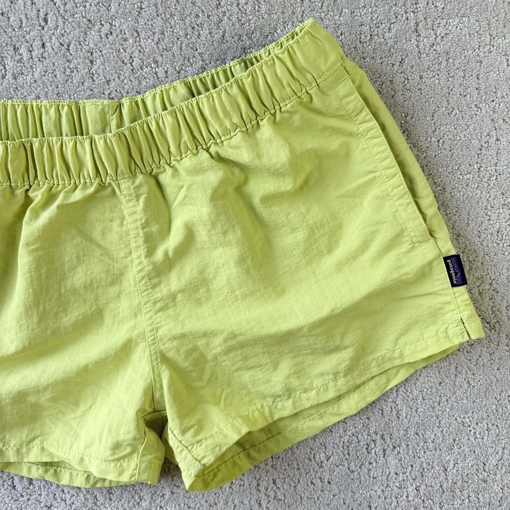 Patagonia Women's Baggies Shorts 2.5" Inseam Size M Yellow Nylon Swim $65